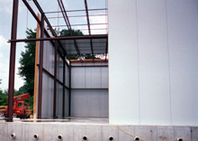 aeti0181.jpg (16698 bytes)